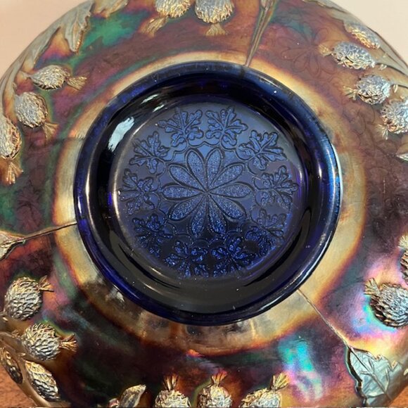 Vintage Fenton Cobalt Blue Leaf Chain Carnival Glass Bowl w/ Bearded Berry Back - Picture 5 of 9